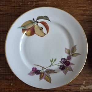 Set Of 4 Royal Worcester Evesham Gold Bread And Butter Plates